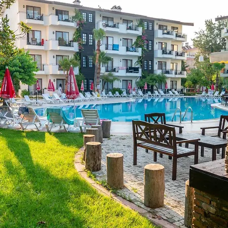 Lemas Aparthotel 4*