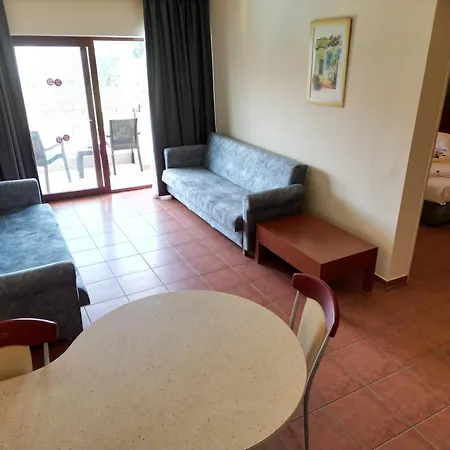 Hotel de apartamente Lemas 3*