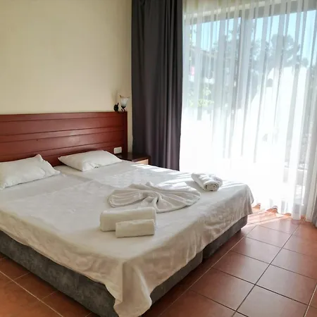Apart-hotel Lemas