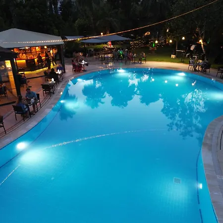 Lemas Aparthotel