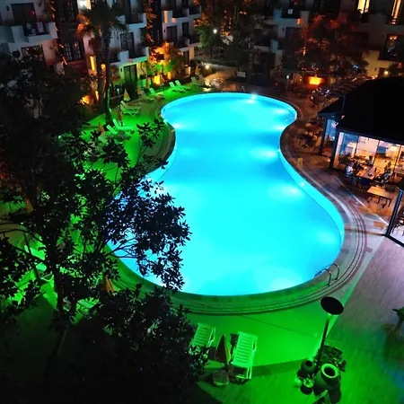 アパートホテル Lemas