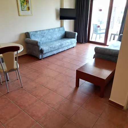 アパートホテル Lemas 4*