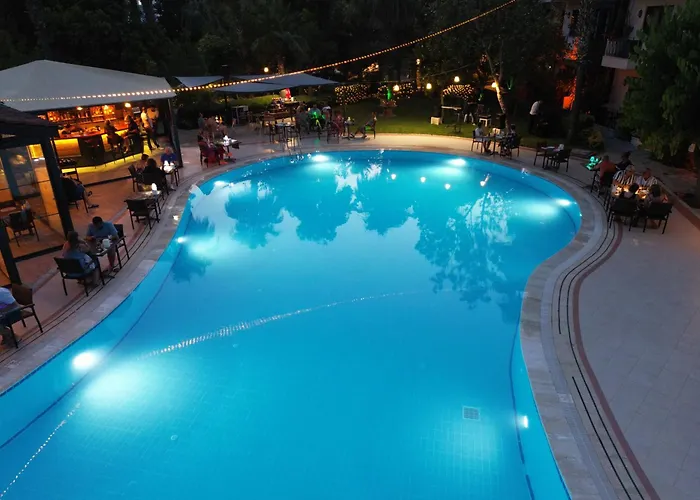 Apartmanhotel Lemas 4*