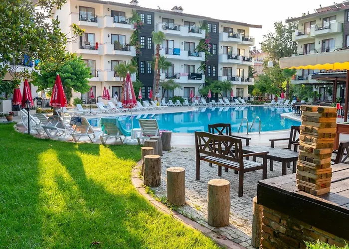 Lemas Apartmanhotel 4*