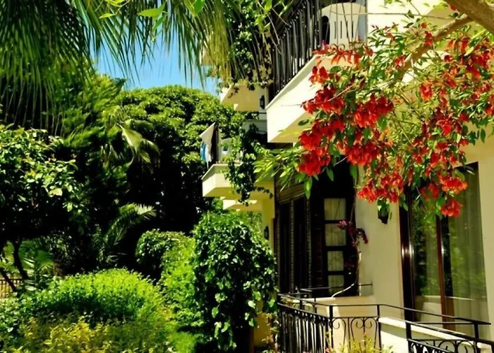 Lemas Apartmanhotel