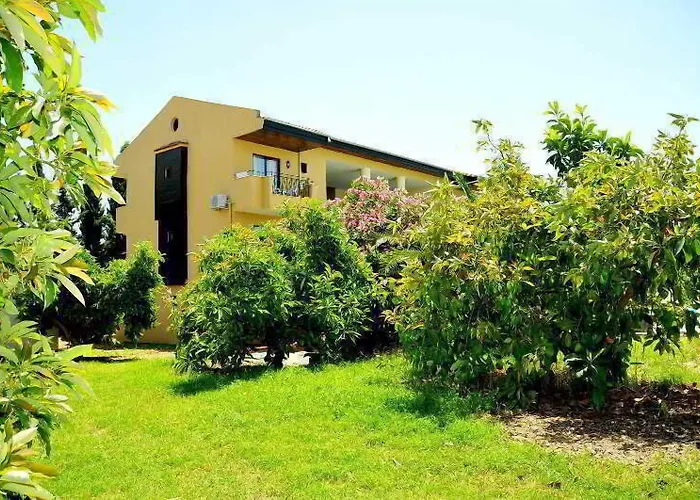 Lemas Apartmanhotel